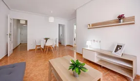 Buy real estate in Torrevieja, Spain. Playa del Cura area, 2 bedrooms, 66 m2 - photo 2
