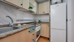 Buy real estate in Torrevieja, Spain. Playa del Cura area, 2 bedrooms, 66 m2 - photo 5