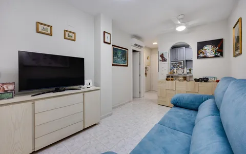 Buy property in Torrevieja, Spain. Playa de los Locos area, 1 bedroom, 48 m2, 1 bedrooms, 48 m² — €124900