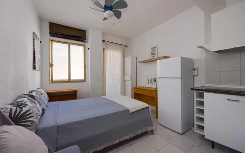 Studio for sale in Torrevieja, Spain. torrevieja area, 1 bedroom, 27 m2, 1 bedrooms, 27 m² — €78500