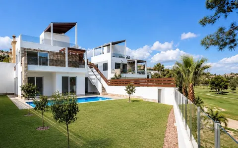 Real estate in Spain: Villa. La Marquesa area, 4 bedrooms, 260 m2, 4 bedrooms, 260 m² — €834000