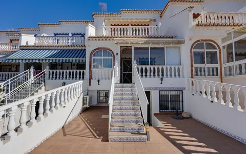 Таунхаус в Испании, Торревьеха. Район Torretas, 3 спальни, 150 м2, 3 спален, 150 m² — €219990