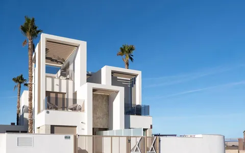 Real estate in Spain, Town house. Serena Golf area, 3 bedrooms, 99 m2, 3 bedrooms, 99 m² — €469000