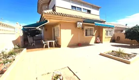 Torrevieja real estate, Town house for sale. Los Balcones - Los Altos del Edén area, 3 bedrooms, 98 m2 - photo 2