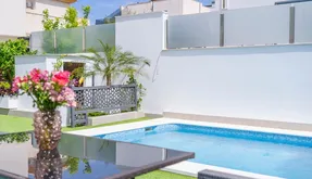 Real estate Torrevieja, Villa for sale. Aguas Nuevas area, 5 bedrooms, 194 m2 - photo 2