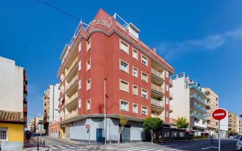 Buy property in Torrevieja, Spain. Centro area, 3 bedrooms, 131 m2, 3 bedrooms, 131 m² — €224969
