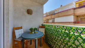 Torrevieja, eiendommer. Området Centro, 2 soverom, 65 m² - photo 4