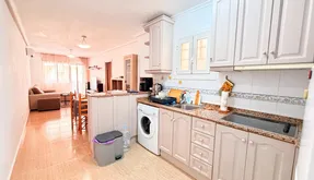 Property in Torrevieja. Centro - Muelle Pesquero area, 2 bedrooms, 71 m2 - photo 2