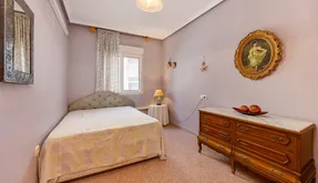 Torrevieja real estate, Apartment for sale. Centro area, 4 bedrooms, 118 m2 - photo 6