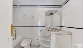 Buy an Apartment in Torrevieja, Spain. Playa de los Locos area, 3 bedrooms, 90 m2 - photo 6
