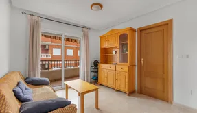 Buy an Apartment in Spain, Torrevieja. Centro area, 2 bedrooms, 72 m2 - photo 3