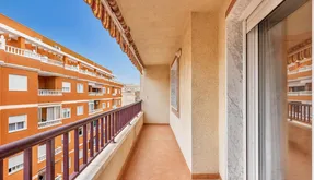 Buy an Apartment in Spain, Torrevieja. Centro area, 2 bedrooms, 72 m2 - photo 5