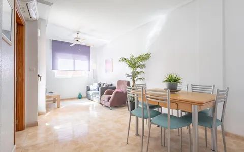 Torrevieja, Spain. Buy an Apartment . Centro area, 3 bedrooms, 79 m2, 3 bedrooms, 79 m² — €174900