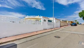 Real estate Orihuela Costa, Villa for sale. Villamartin area, 3 bedrooms, 221 m2 - photo 3