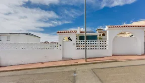 Real estate Orihuela Costa, Villa for sale. Villamartin area, 3 bedrooms, 221 m2 - photo 4