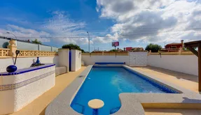 Town house for sale in Torrevieja, Spain. San luis area, 2 bedrooms, 100 m2 - photo 4