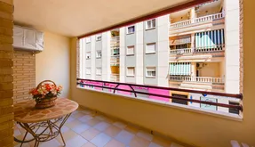 Real estate Torrevieja, Apartment for sale. Playa del Cura area, 4 bedrooms, 116 m2 - photo 2