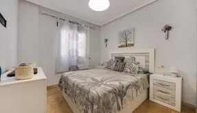 Buy an Apartment in Torrevieja, Spain. Centro area, 3 bedrooms, 102 m2 - photo 5