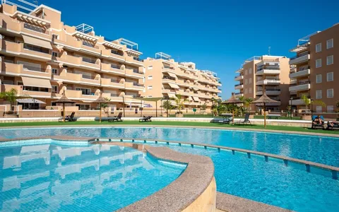 Kattohuoneisto myytävänä Guardamar del Segura, Espanja. Alue EL RASO, 3 makuuhuonetta, 91 m², 3 bedrooms, 91 m² — €398000