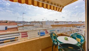 Real estate Torrevieja, Apartment for sale. Playa de los Locos area, 2 bedrooms, 55 m2 - photo 2