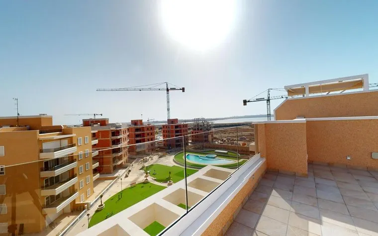 Buy an Penthouse in Guardamar del Segura, Spain. El Raso area, 3 bedrooms, 93 m2