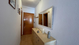 Apartamento de 2 dormitorios con piscina en la Curva de Palangre, Torrevieja. image 5