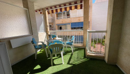 Apartamento de 2 dormitorios con vistas laterales a la Playa del Cura, Torrevieja. image 3