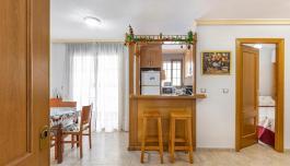 ¡Apartamento a solo 130 metros de la playa de la Mata! image 5