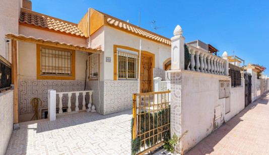 Bungalow in Torrevieja, Spain, Carrefour area, 2 bedrooms, 57 m2 - #ASV-21-MR10/776 image 0