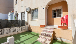 Tu rincón de tranquilidad en Los Balcones, Torrevieja. 1 habitación + 1 baño y terraza de 25m2 SUR!! image 1