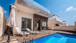 3 Bedroom villa with pool in Villa Martin image 1