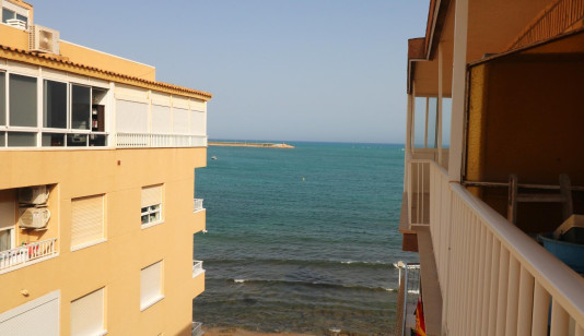 Penthouse in Torrevieja, Spain, Playa de los Naufragos area, 3 bedrooms, 110 m2 - #BOL-1802 image 0