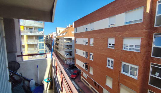 Apartment in Torrevieja, Spain, Paseo maritimo area, 3 bedrooms, 140 m2 - #BOL-ENV194MHG image 0