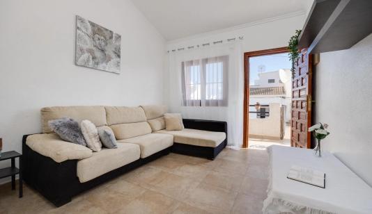 Bungalow en Torrevieja, España, zona de la Los Frutales, 1 dormitorio, 33 m2 - #BOL-LA-1515 image 0