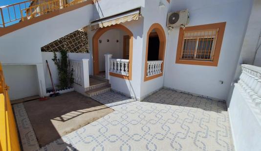 Bungalow in Torrevieja, Spain, Torretas area, 2 bedrooms, 65 m2 - #BOL-B2-362 image 0