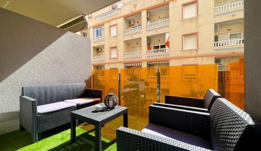 Apartment in Torrevieja, Spain, Playa del cura area, 2 bedrooms, 52 m2 - #BOL-LL-02 image 0