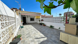 Bungalow en Torrevieja, España, zona de la Playa de los locos, 3 dormitorios, 68 m2 - #BOL-b9821 image 2