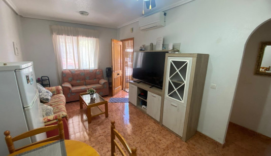 Apartment in Torrevieja, Spain, Centro area, 2 bedrooms, 65 m2 - #BOL-BPPT351 image 0