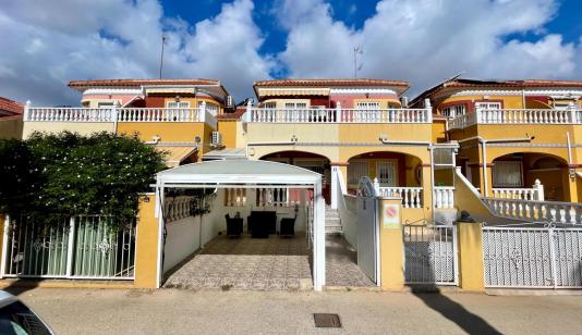 Bungalow en Orihuela Costa, España, zona de la Lomas de Cabo Roig, 5 dormitorios, 120 m2 - #BOL-9710 image 0