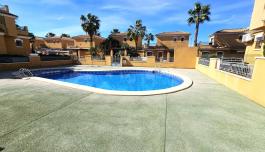 Bungalow en Torrevieja, España, zona de la Sector 25, 3 dormitorios, 100 m2 - #BOL-29-MH-268 image 4