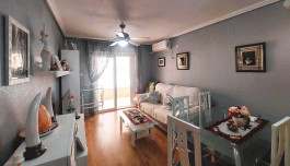 Piso en Torrevieja, España, zona de la Centro, 2 dormitorios, 70 m2 - #BOL-COR2756 image 4
