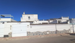 Duplex en Torrevieja, España, zona de la San luis, 4 dormitorios, 120 m2 - #BOL-CAPECH-184 image 5