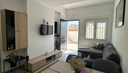 Bungalow in Torrevieja, Spain, Torretas area, 3 bedrooms, 69 m2 - #BOL-TOP-045 image 1
