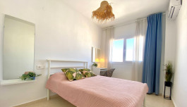 Apartment in Torrevieja, Spain, Playa de los locos area, 2 bedrooms, 62 m2 image 4