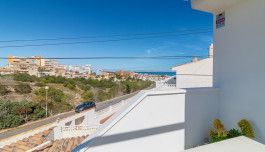 Unique Opportunity! Renovated Top Floor Bungalow for Sale with Unbeatable Views! image 2